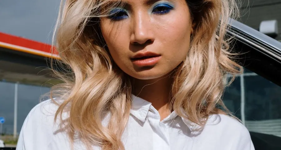 70s Makeup Trends: How to Master Retro Glam for 2024