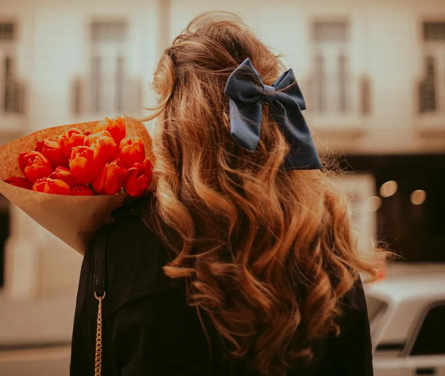 The Bow Revival: How Childhood Nostalgia Is Shaping 2024’s Hottest Hair Trend