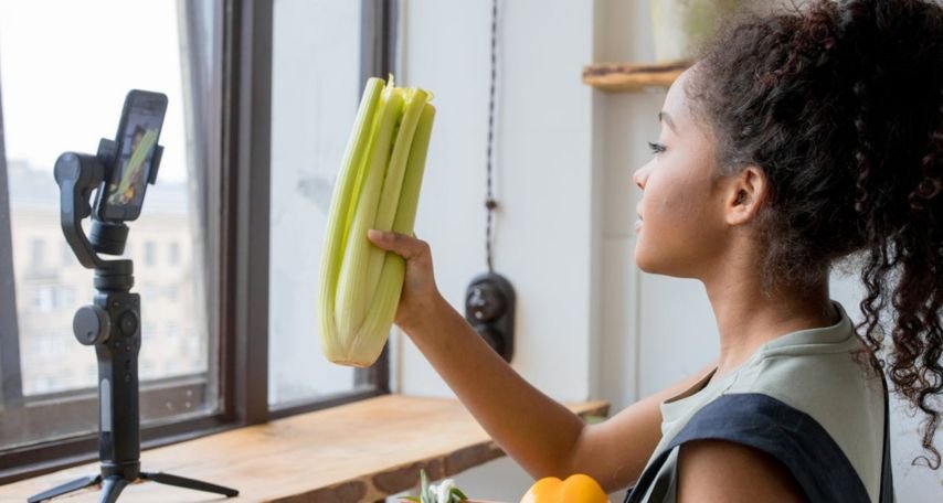 From Green Juices to Netflix: How Belle Gibson's Story Exposes Our Obsession with Wellness Culture