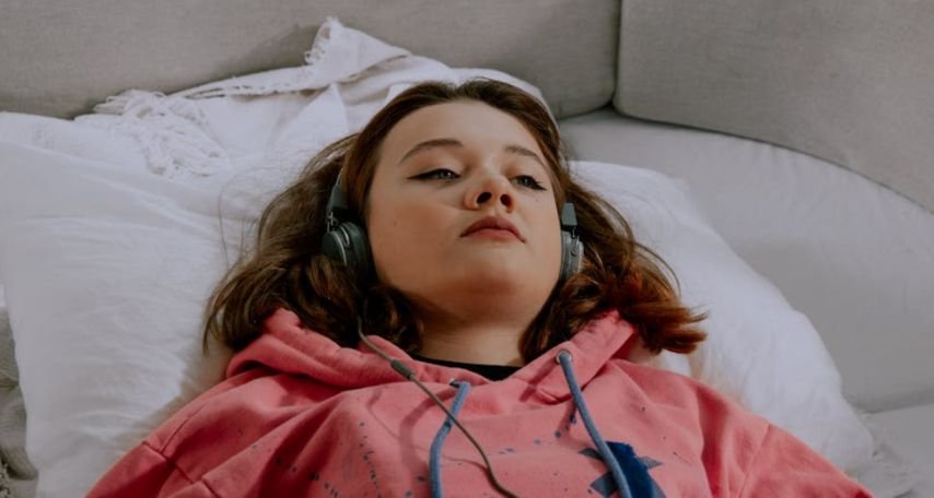 Brain Flossing: The TikTok Trend That's Clearing Minds