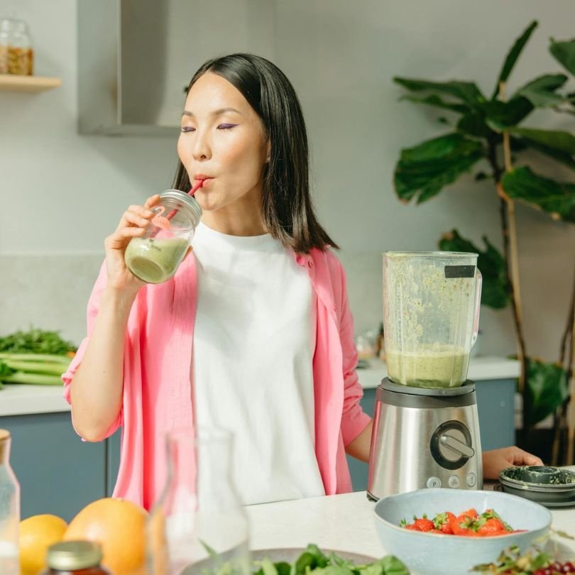 From Green Juices to Netflix: How Belle Gibson's Story Exposes Our Obsession with Wellness Culture