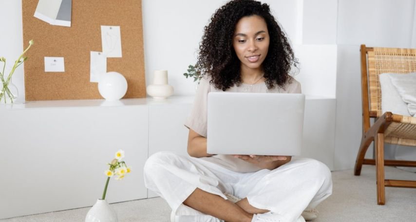 Gingerbread Nail Ideas Trending This Spring