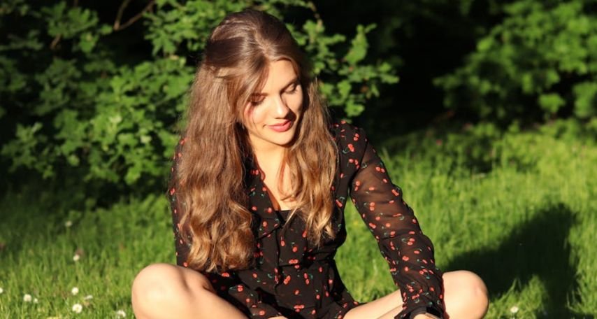 What Is Clarifying Shampoo? Your Complete Guide to Deep-Cleaning Your Hair