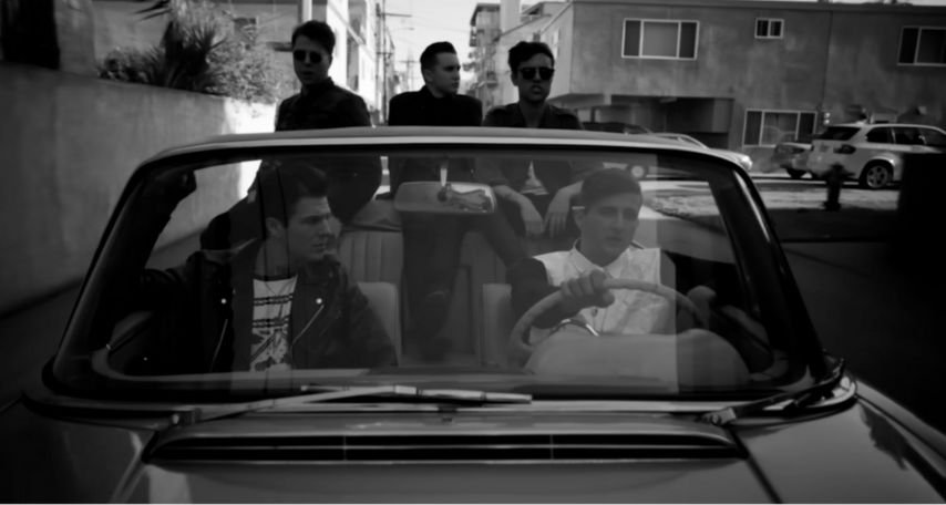 Sweater Weather by The Neighbourhood: The Song That Refuses to Die