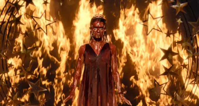 Mike Flanagan’s Carrie: the myth of the perfect victim